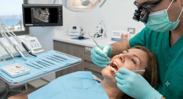 Tratamiento periodontal y destartrajes en clínica T-DENT